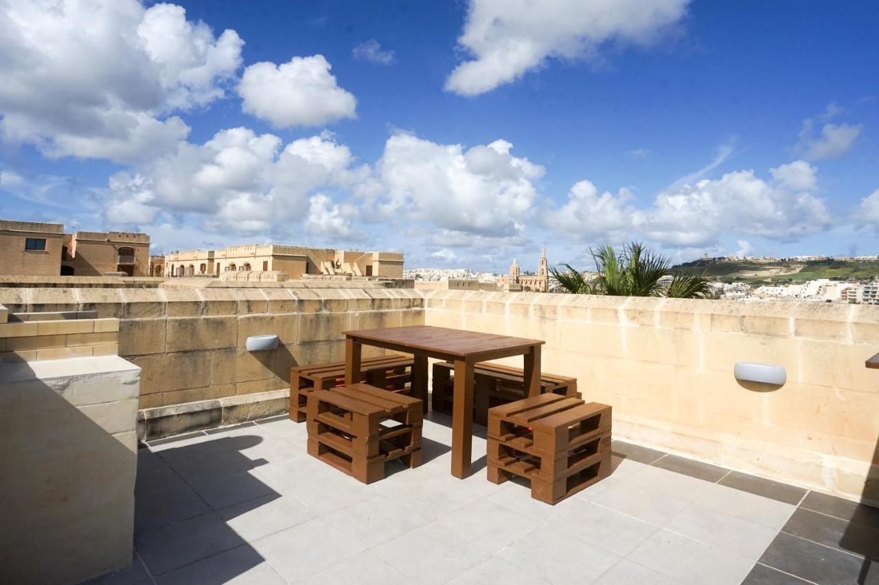 Getawaynpetto Private Duplex Maisonette With Jacuzzi Hot Tub Mgarr エクステリア 写真