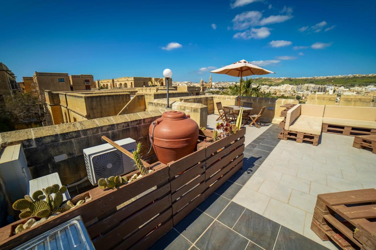 Getawaynpetto Private Duplex Maisonette With Jacuzzi Hot Tub Mgarr エクステリア 写真